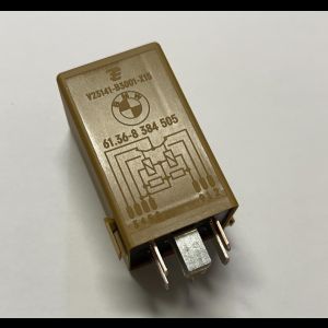 Bmw lasinpyyhkimien rele 7-nap K11