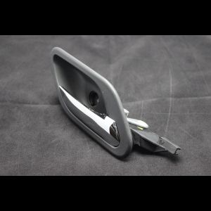 Bmw E39 ja E38 ovenkahva sisä oikea