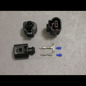 Liitin Kiertovesipumppuun